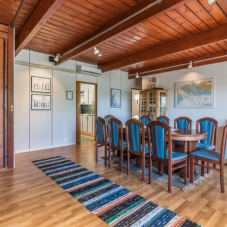 Kommodor Villa Lumparland